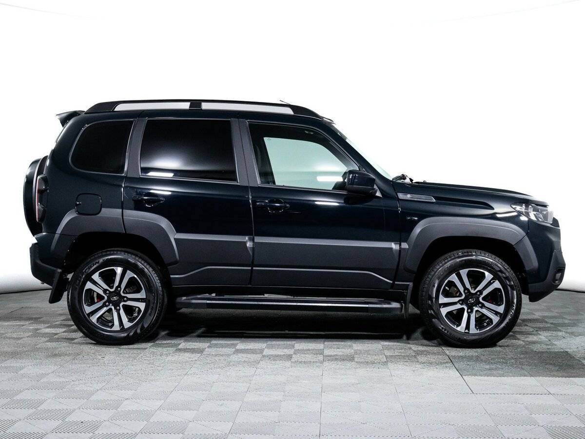 Лада (ВАЗ) Нива б/у, 2024, Механическая. Фото: #3