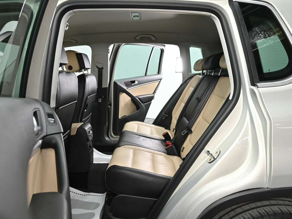 Фольксваген Тигуан б/у, 2012, Автоматическая. Фото: #14