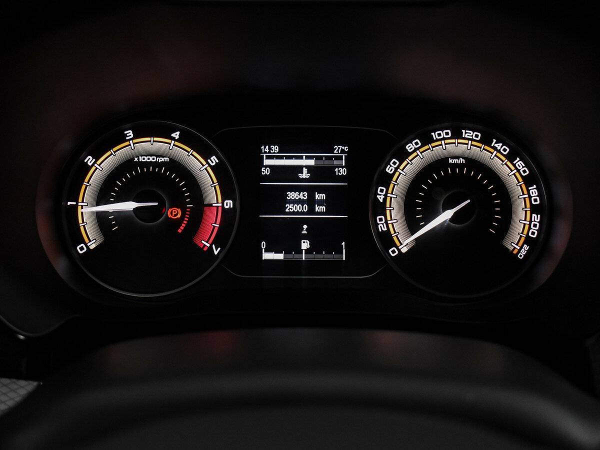 Лада (ВАЗ) Веста б/у, 2023, Механическая. Фото: #15