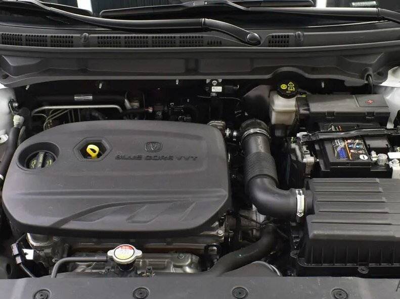 Чанган Алсвин б/у, 2023, Роботизированная. Фото: #15