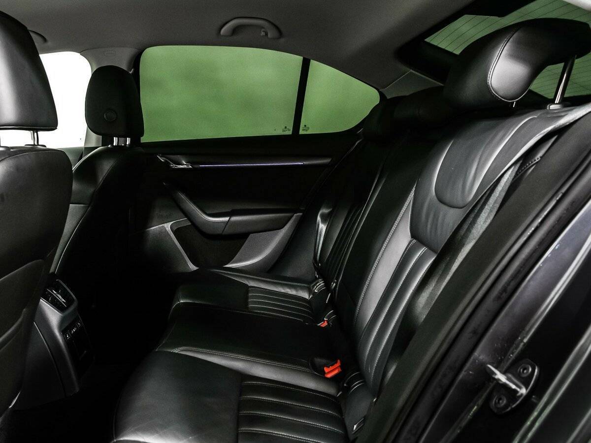 Шкода Октавия б/у, 2017, Роботизированная. Фото: #11