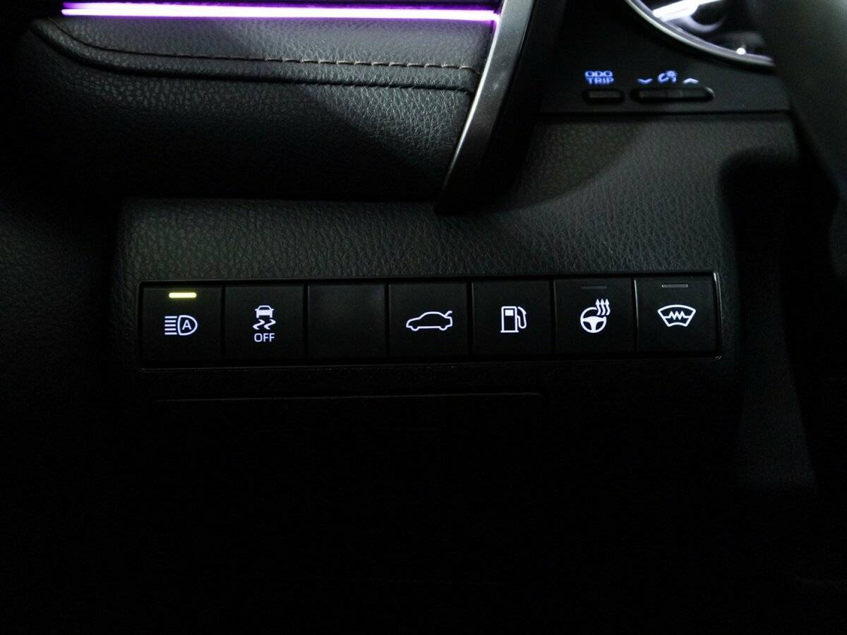 Тойота Камри б/у, 2018, Автоматическая. Фото: #18