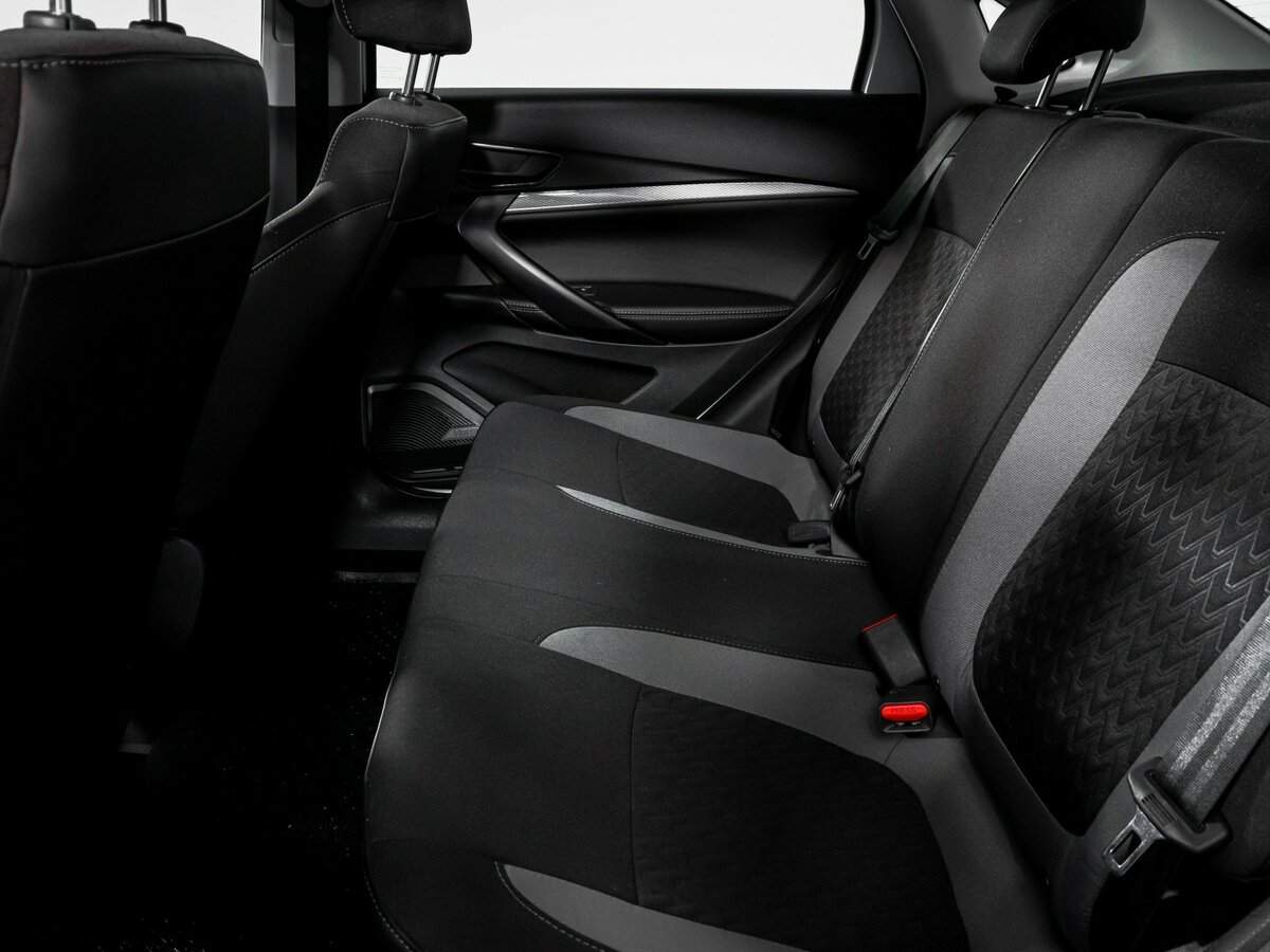 Лада (ВАЗ) Веста б/у, 2023, Механическая. Фото: #9