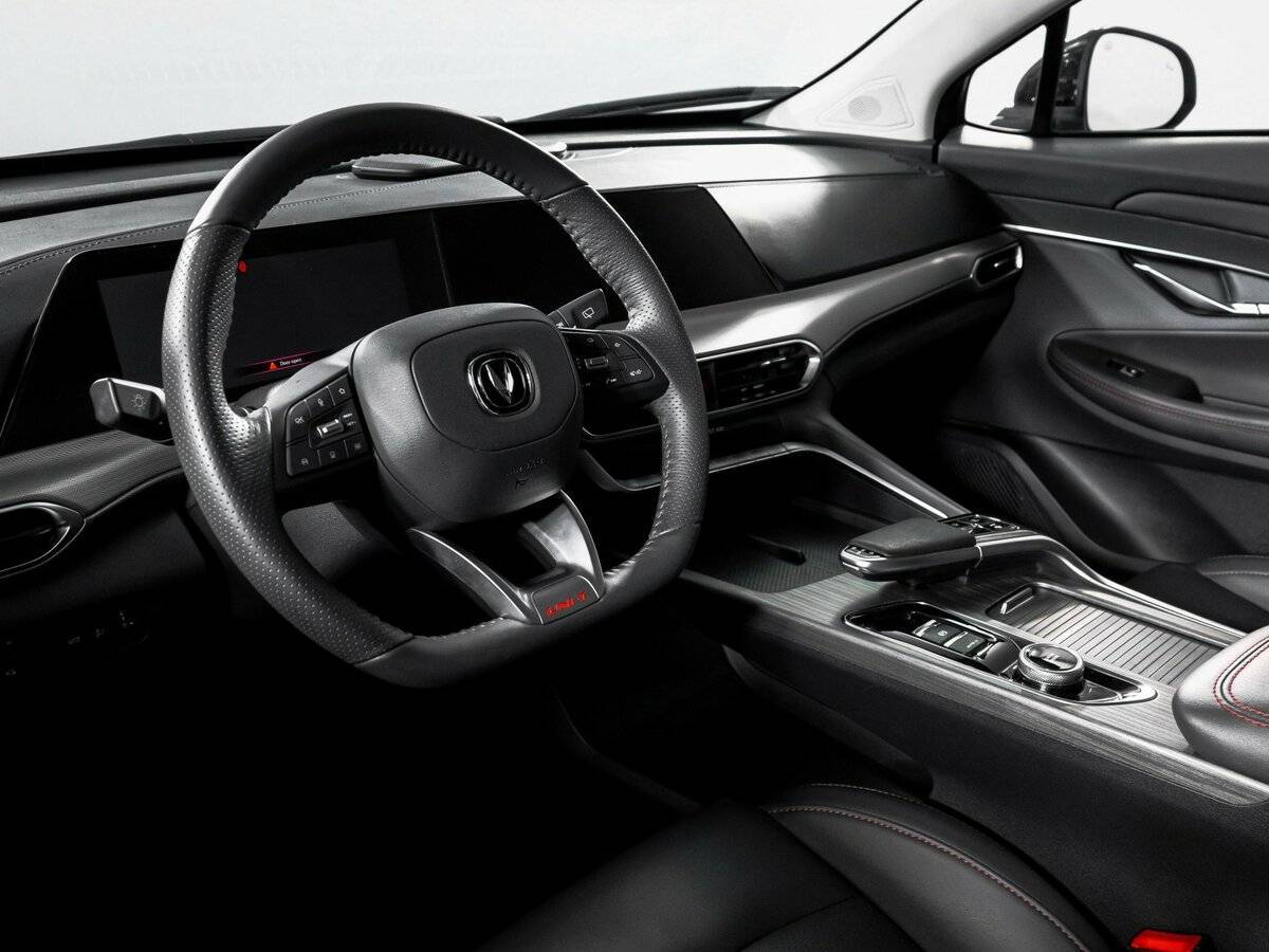 Чанган УНИ-Т б/у, 2023, Роботизированная. Фото: #13