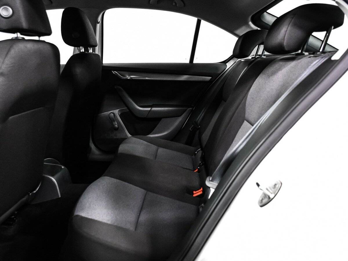 Шкода Октавия б/у, 2015, Автоматическая. Фото: #12