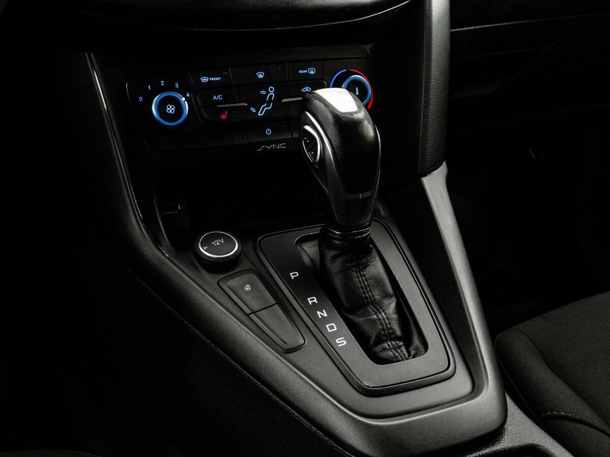 Форд Фокус б/у, 2015, Роботизированная. Фото: #10