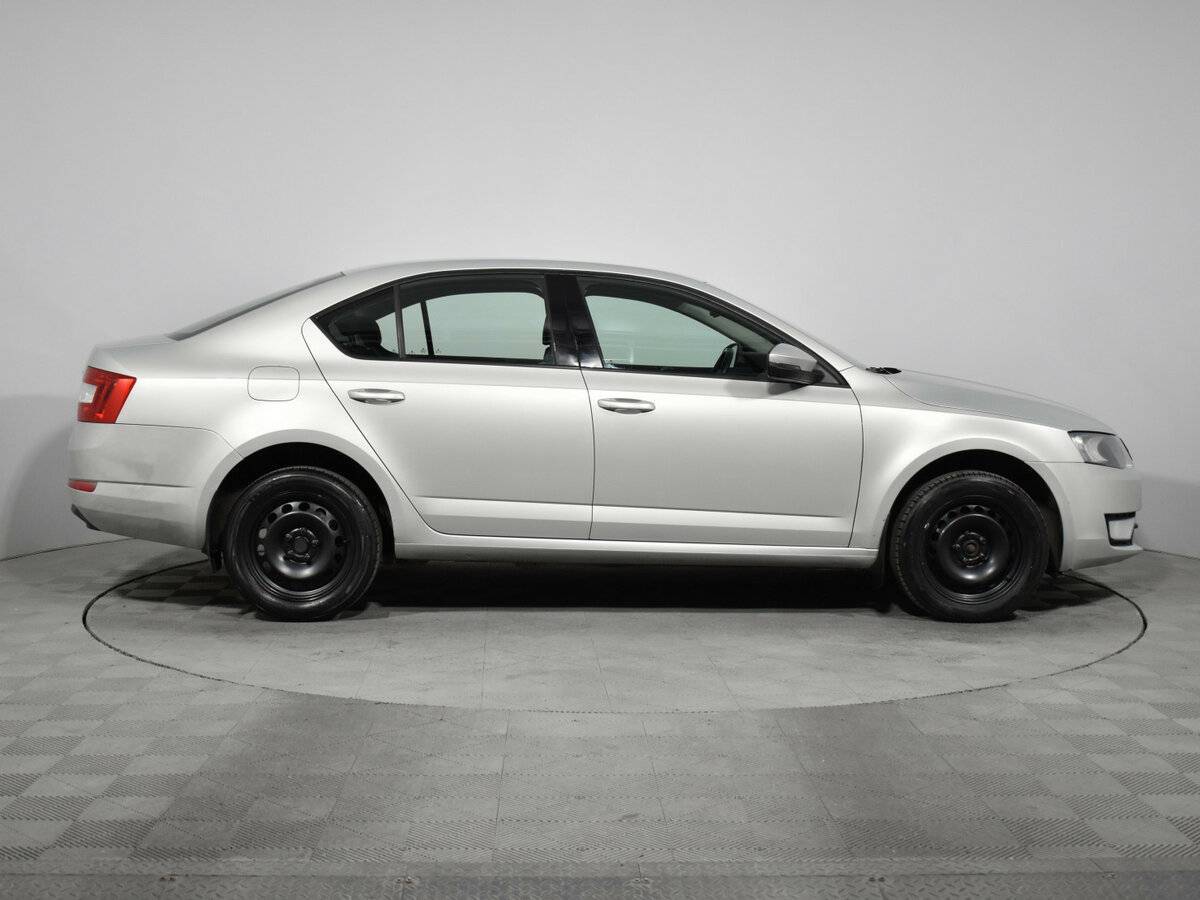 Шкода Октавия б/у, 2015, Автоматическая. Фото: #3