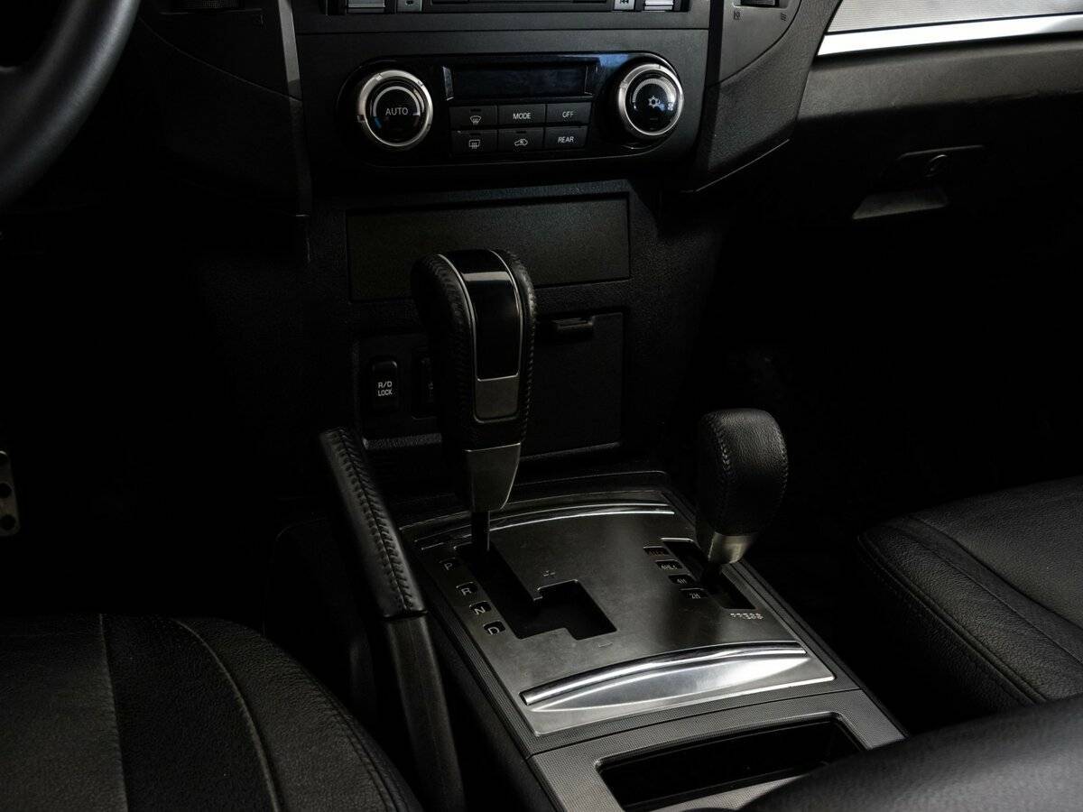 Митсубиши Паджеро б/у, 2012, Автоматическая. Фото: #9