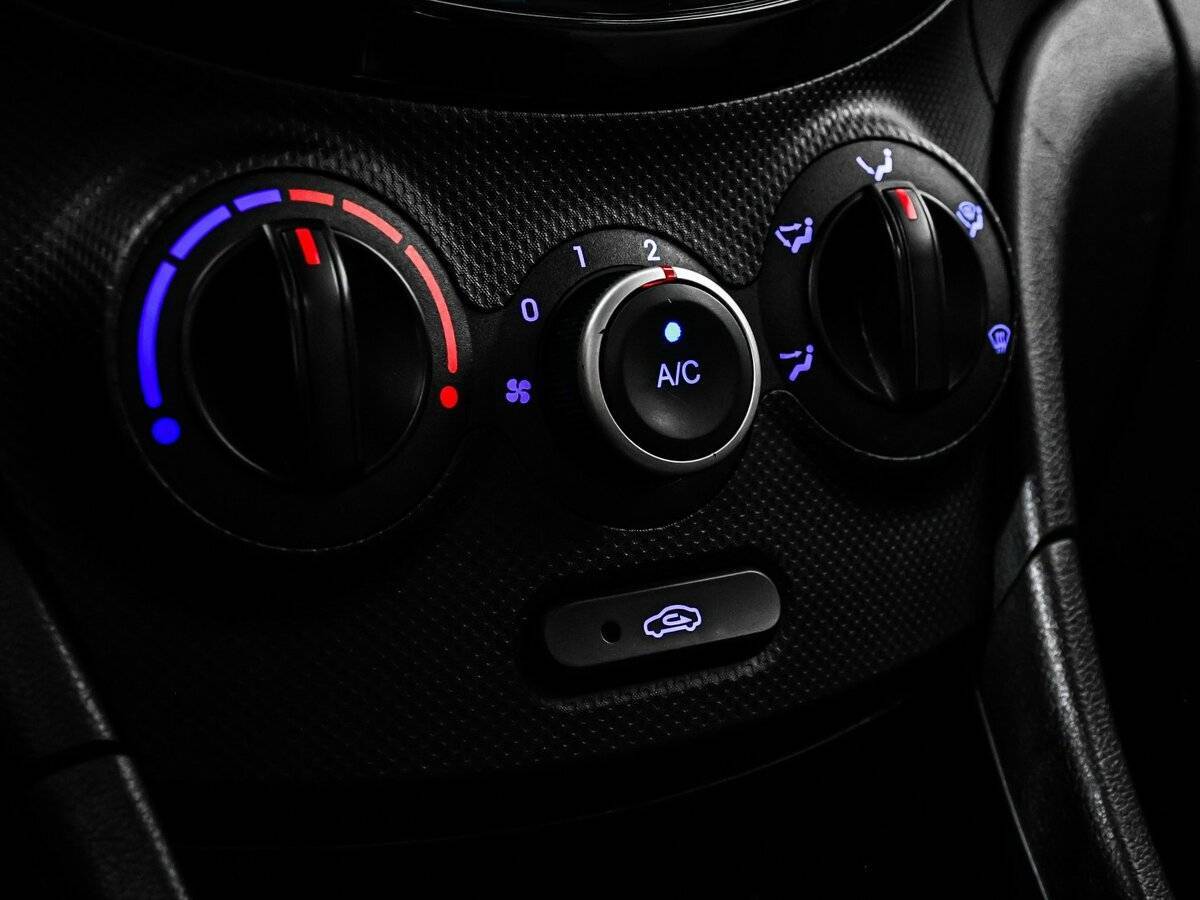 Хендай Солярис б/у, 2012, Механическая. Фото: #13