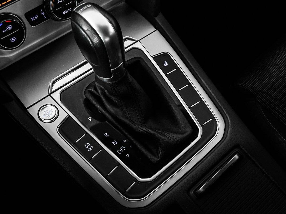 Фольксваген Пассат б/у, 2018, Роботизированная. Фото: #17