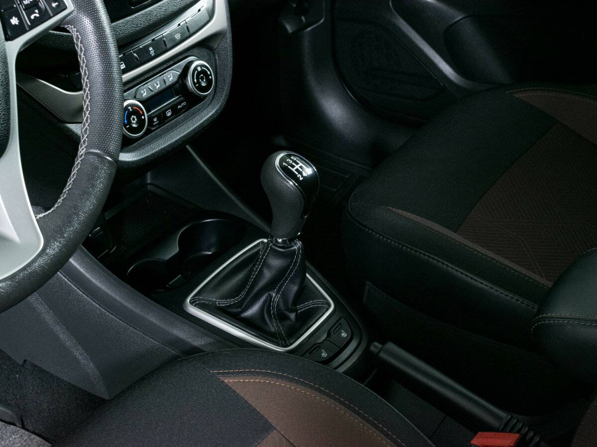 Лада (ВАЗ) Веста б/у, 2020, Механическая. Фото: #11