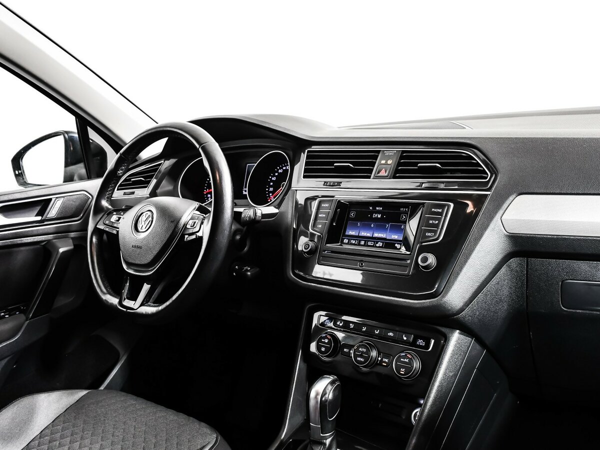 Фольксваген Тигуан б/у, 2017, Роботизированная. Фото: #6