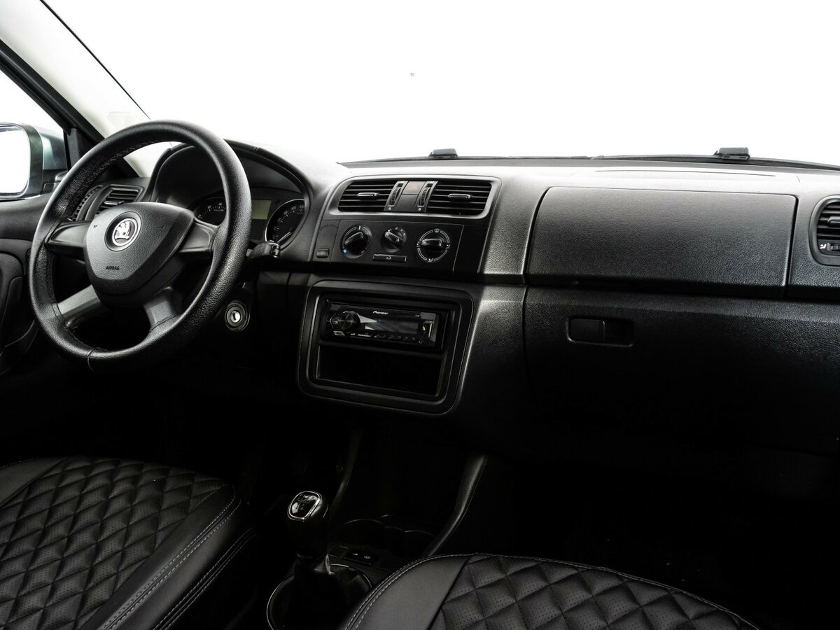 Шкода Фабия б/у, 2013, Механическая. Фото: #8