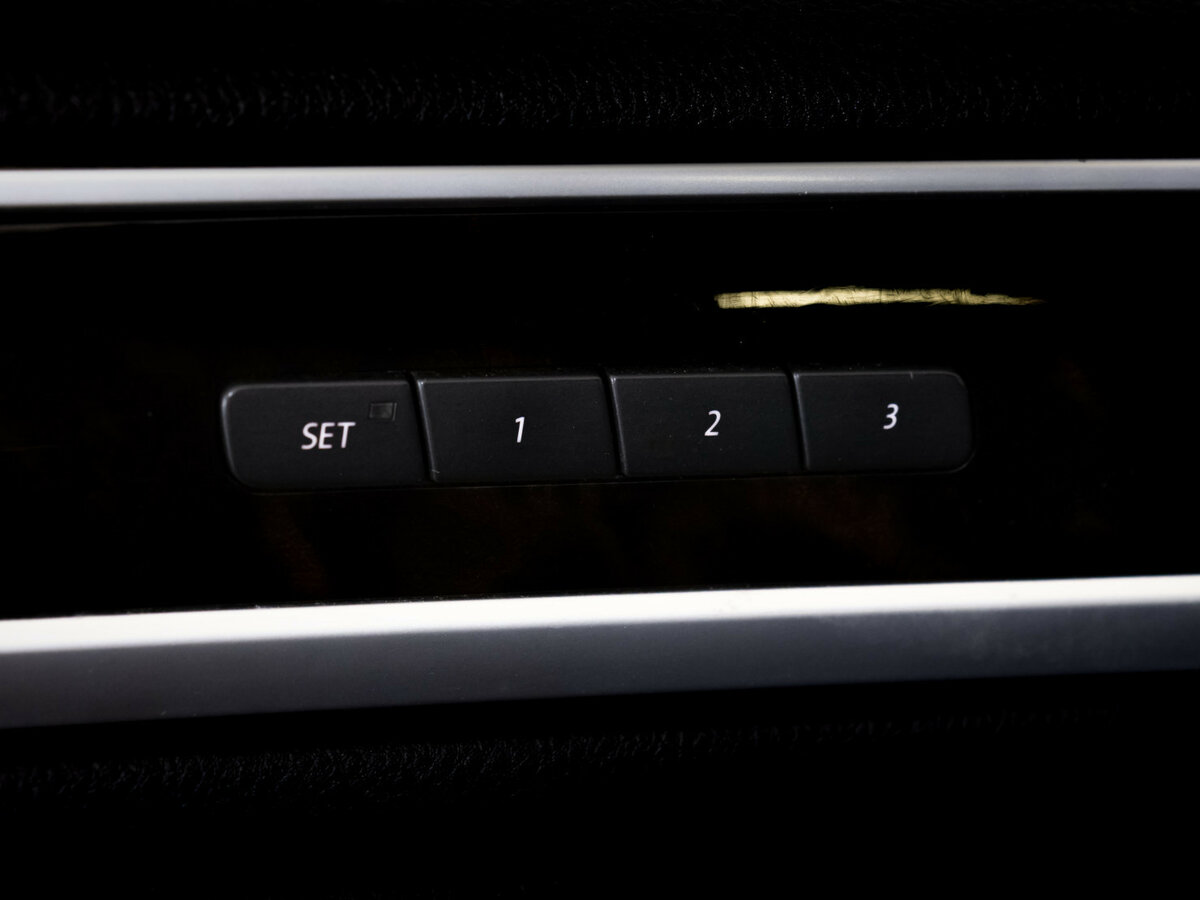 Фольксваген Туарег б/у, 2012, Автоматическая. Фото: #16