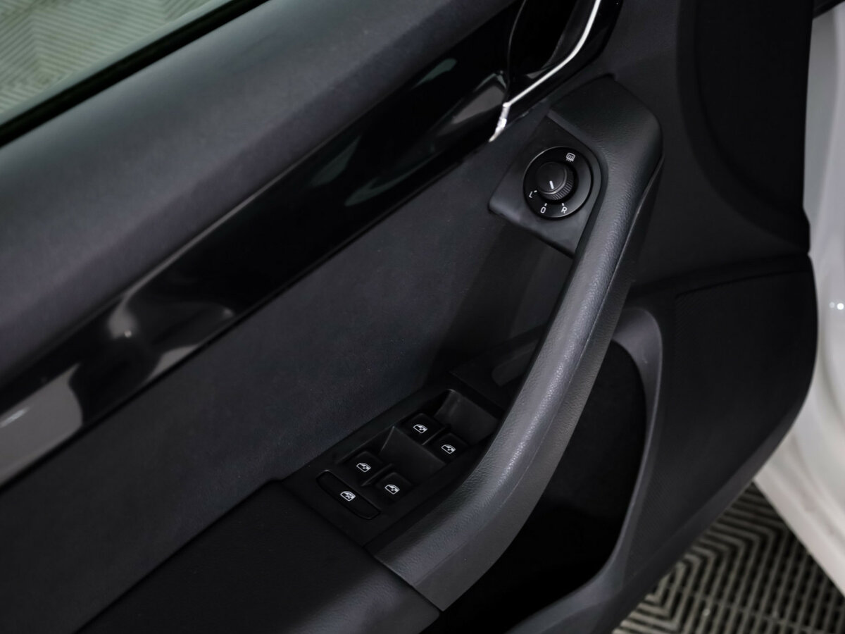 Шкода Октавия б/у, 2015, Роботизированная. Фото: #11