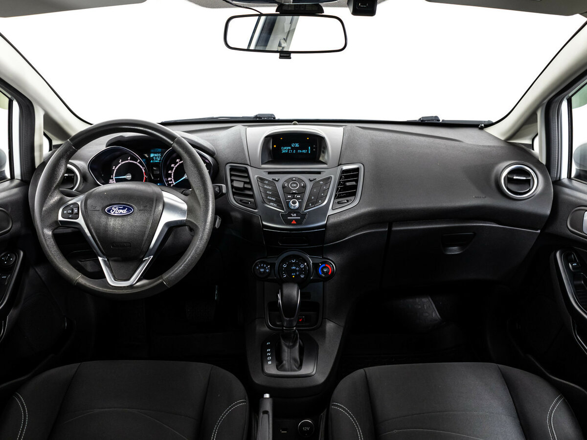 Форд Фиеста б/у, 2016, Роботизированная. Фото: #7