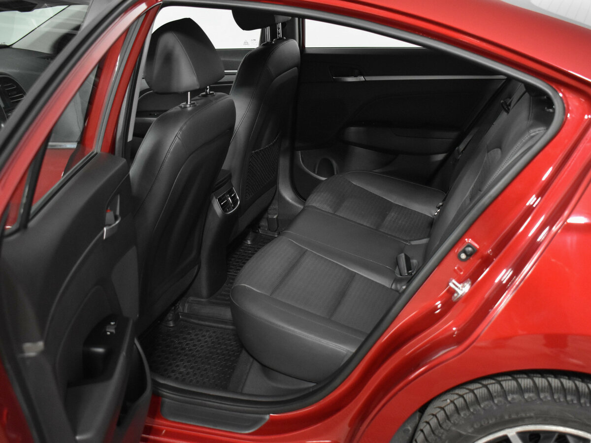 Хендай Елантра б/у, 2019, Автоматическая. Фото: #10