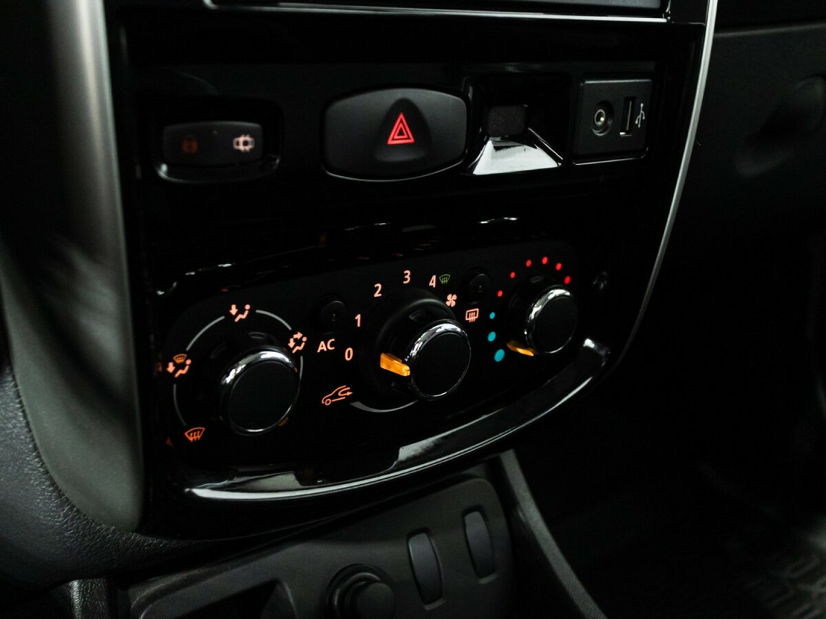 Ниссан Террано б/у, 2014, Автоматическая. Фото: #13