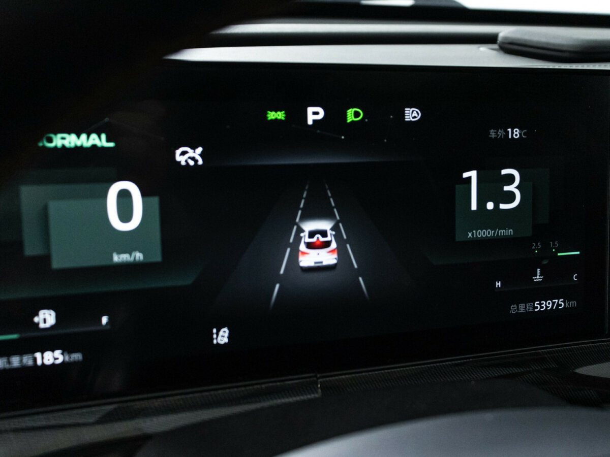 Чанган УНИ-Т б/у, 2021, Роботизированная. Фото: #11