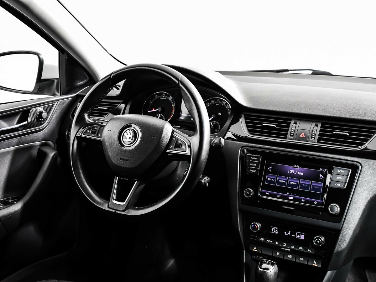 Шкода Рапид б/у, 2018, Роботизированная. Фото: #6