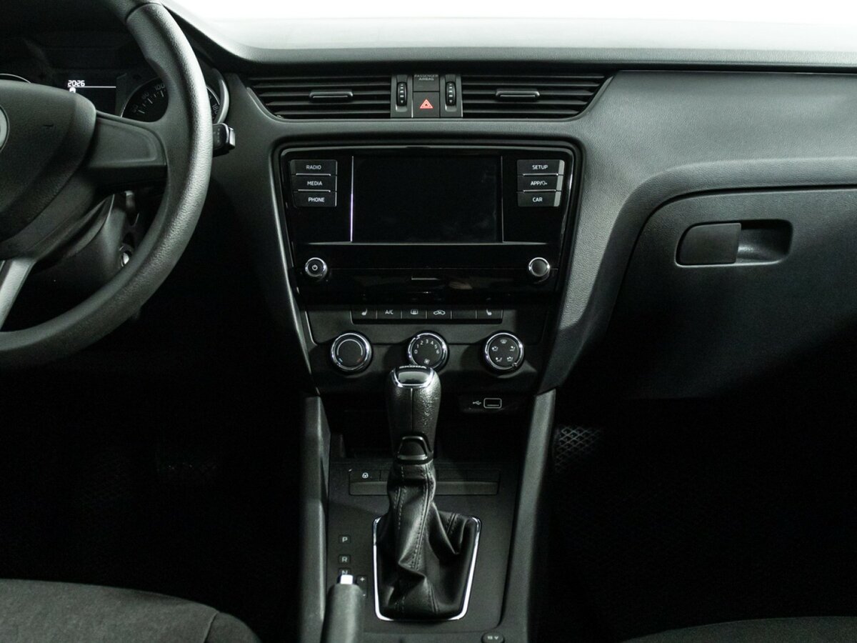 Шкода Октавия б/у, 2018, Автоматическая. Фото: #12