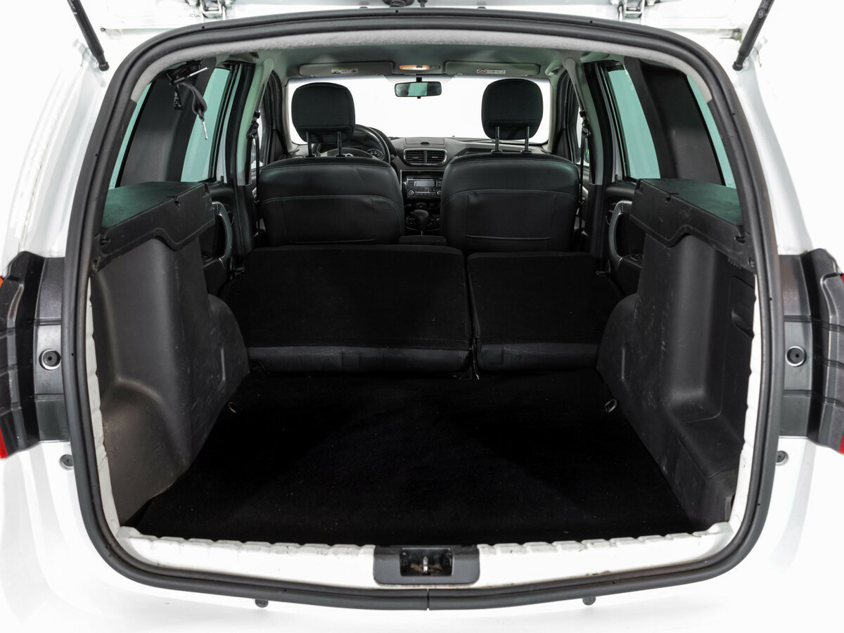 Ниссан Террано б/у, 2014, Автоматическая. Фото: #13