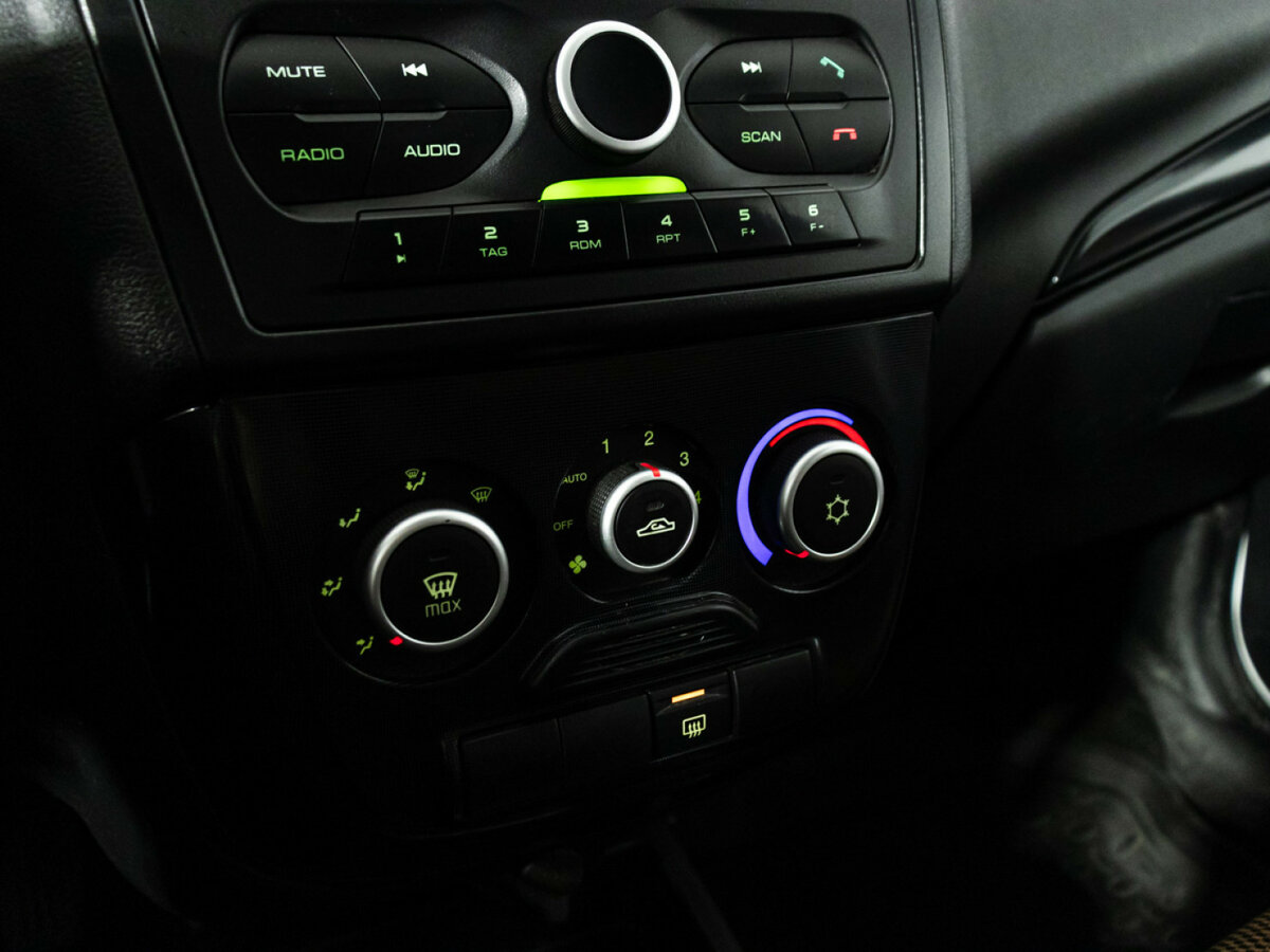 Lada (ВАЗ) Kalina б/у, 2016, Роботизированная. Фото: #12