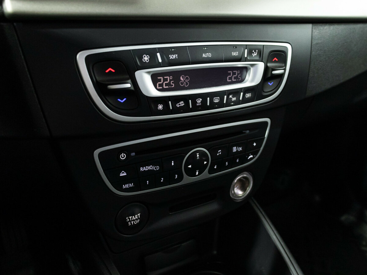 Рено Флюенс б/у, 2012, Механическая. Фото: #13