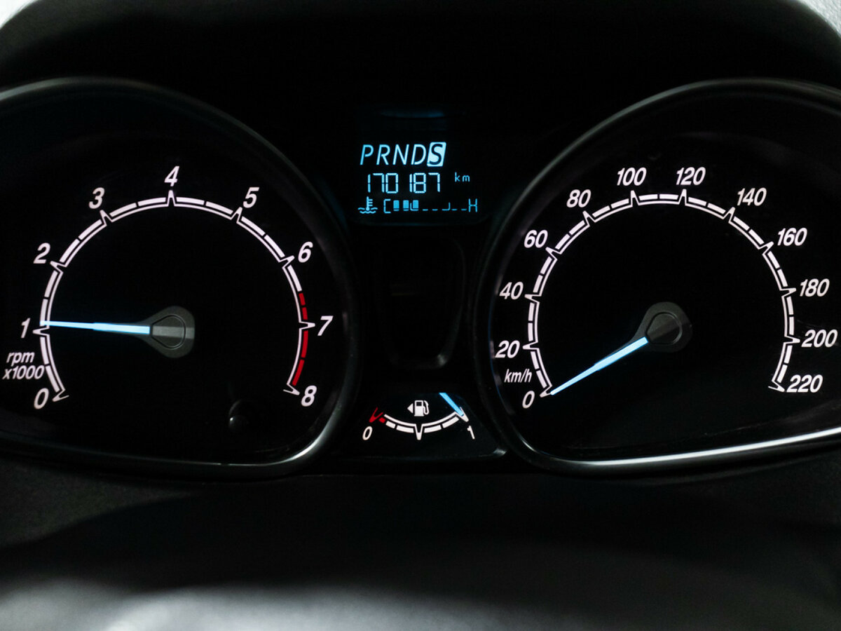 Форд Фиеста б/у, 2015, Роботизированная. Фото: #11