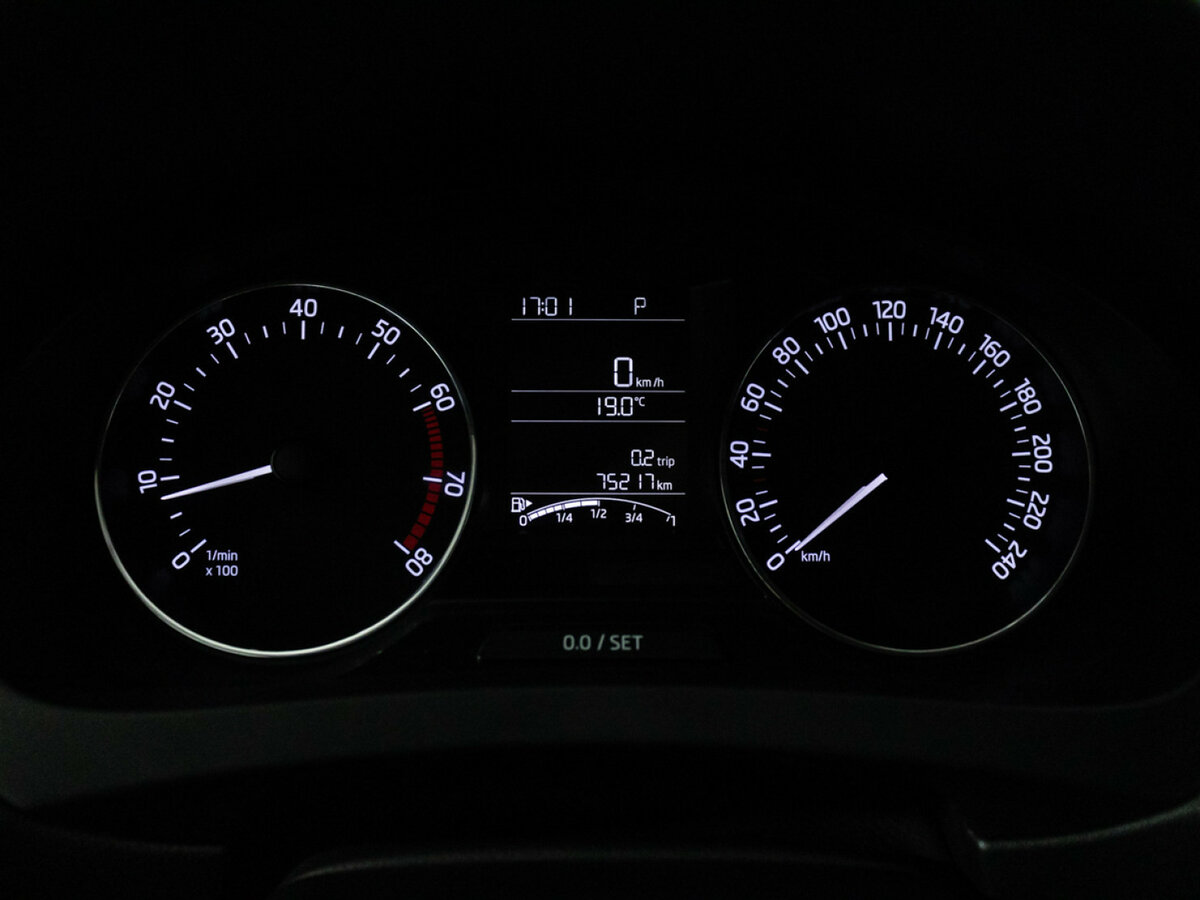 Шкода Рапид б/у, 2015, Автоматическая. Фото: #11