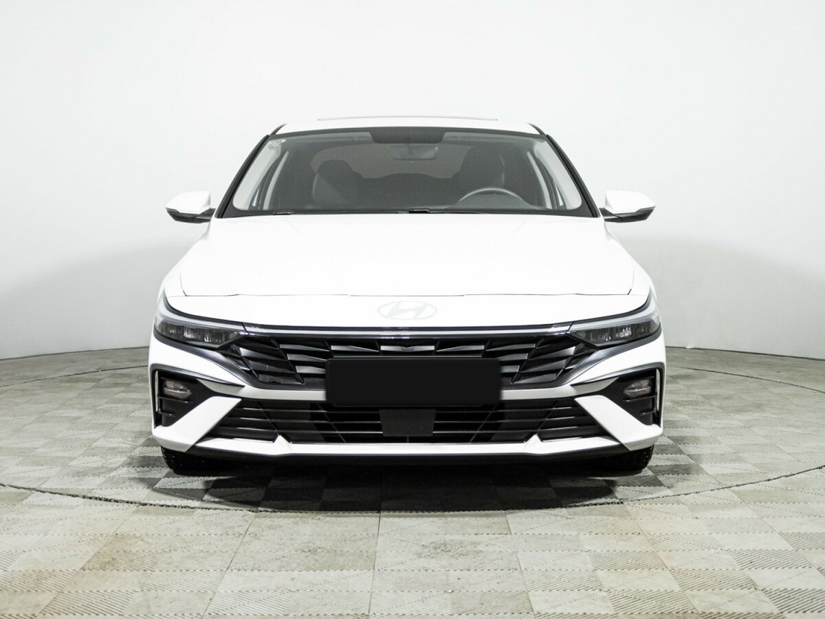 Хендай Елантра б/у, 2023, Вариатор. Фото: #1