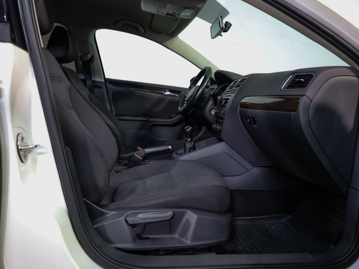 Фольксваген Джетта б/у, 2015, Механическая. Фото: #14