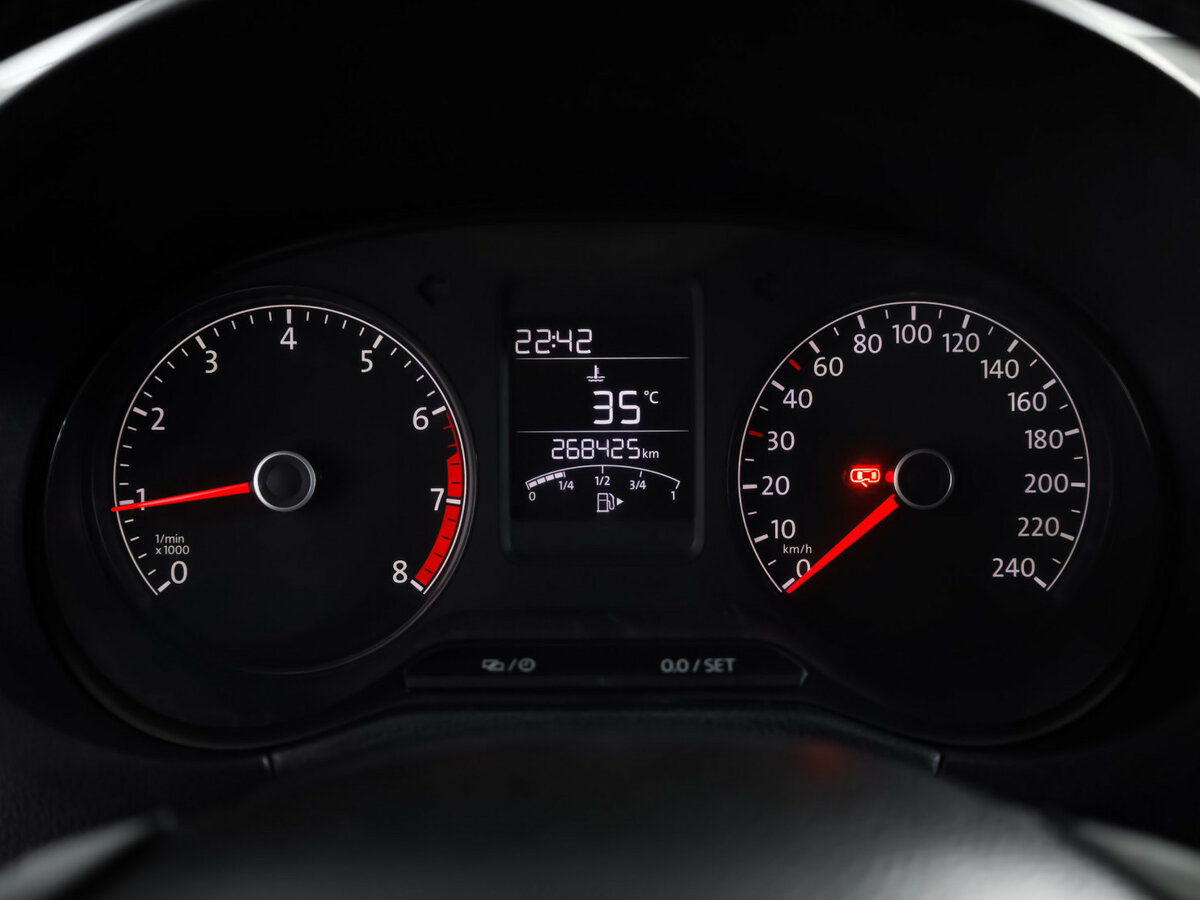 Фольксваген Поло б/у, 2018, Механическая. Фото: #9