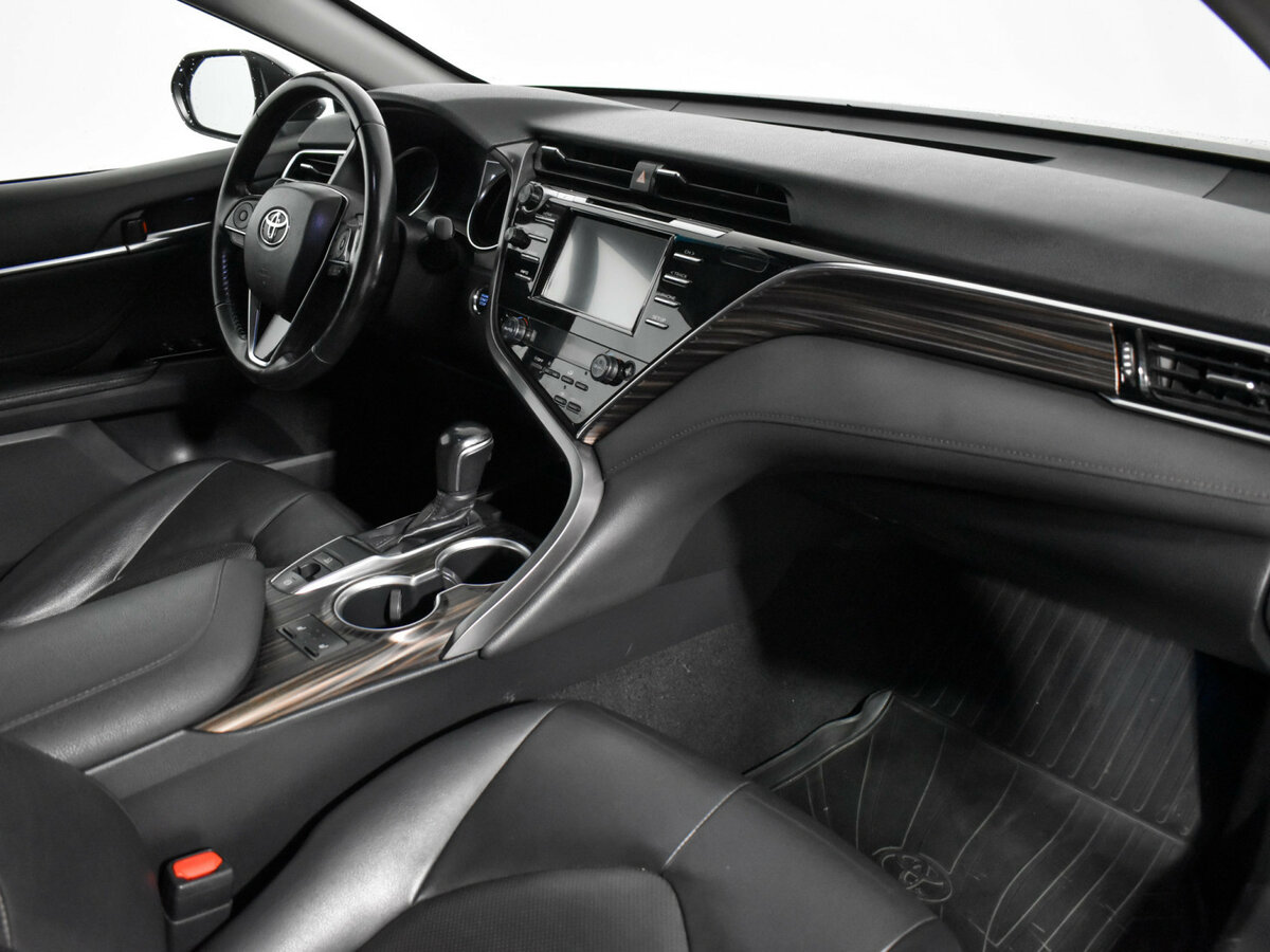 Тойота Камри б/у, 2018, Автоматическая. Фото: #11