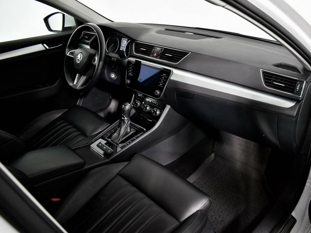 Шкода Суперб б/у, 2018, Роботизированная. Фото: #10