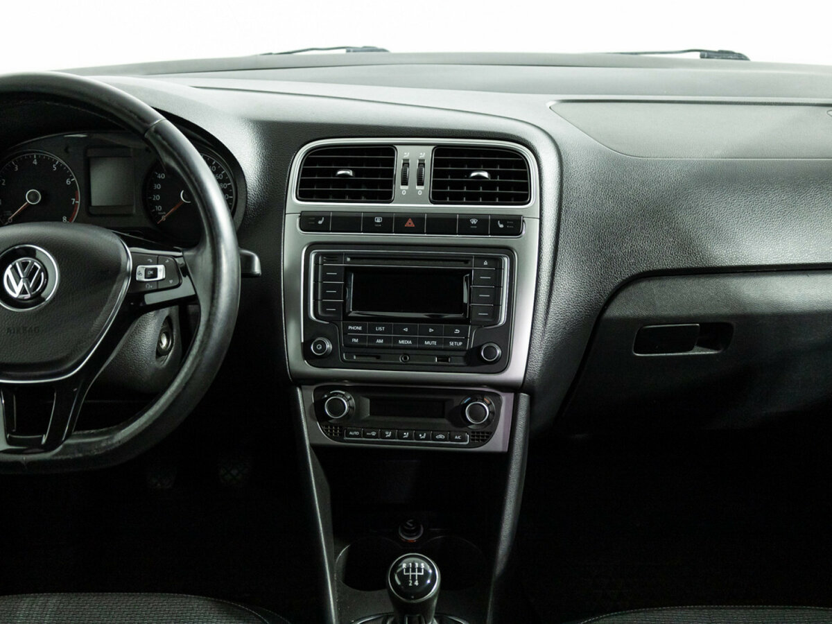 Фольксваген Поло б/у, 2016, Механическая. Фото: #13