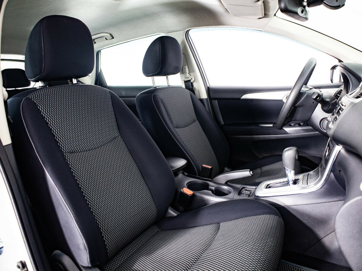 Ниссан Тиида б/у, 2015, Вариатор. Фото: #10