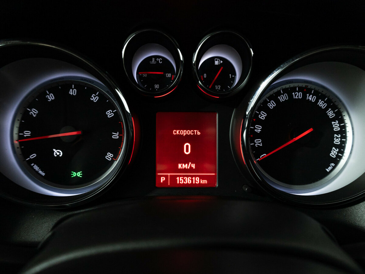 Опель Астра б/у, 2013, Автоматическая. Фото: #1