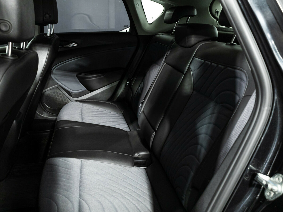 Опель Астра б/у, 2013, Автоматическая. Фото: #7