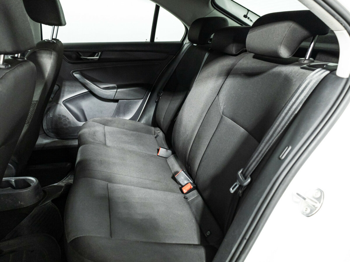 Skoda Rapid б/у, 2018, Механическая. Фото: #9