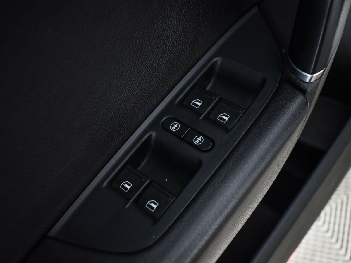 Фольксваген Туарег б/у, 2015, Автоматическая. Фото: #15